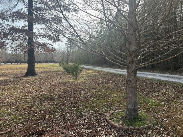 195 VARVAROSKY- Road, Deville, LA 71328