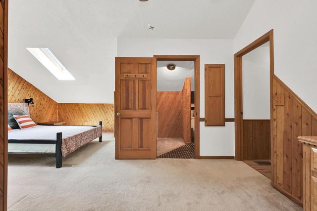 4135 S Racine AVENUE, New Berlin, WI 53146