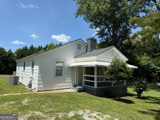 1511 W Poplar Street, Griffin, GA 30224