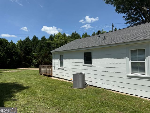 1511 W Poplar Street, Griffin, GA 30224