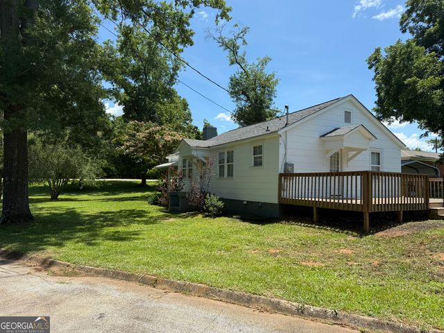 1511 W Poplar Street, Griffin, GA 30224