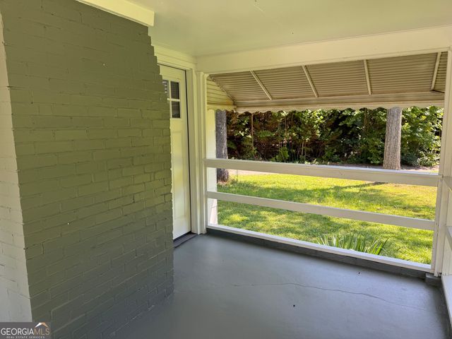 1511 W Poplar Street, Griffin, GA 30224
