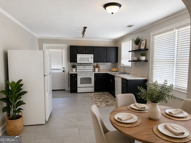 1511 W Poplar Street, Griffin, GA 30224