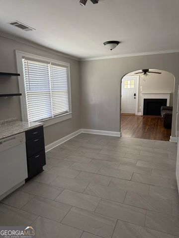 1511 W Poplar Street, Griffin, GA 30224
