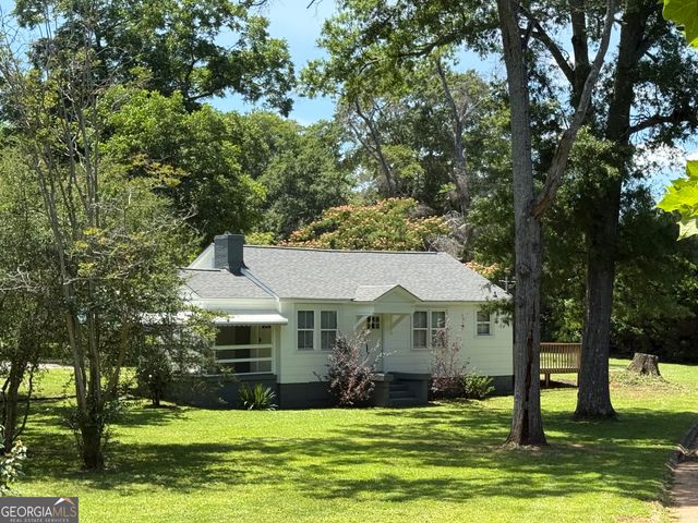 1511 W Poplar Street, Griffin, GA 30224