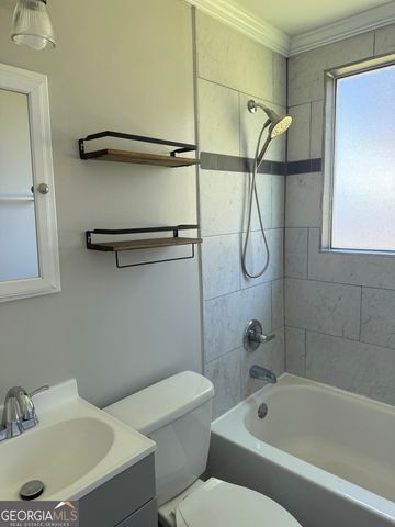 1511 W Poplar Street, Griffin, GA 30224