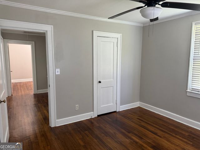 1511 W Poplar Street, Griffin, GA 30224