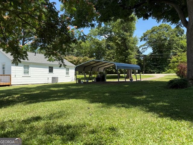 1511 W Poplar Street, Griffin, GA 30224