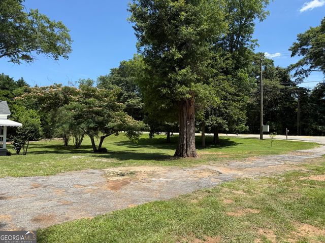 1511 W Poplar Street, Griffin, GA 30224
