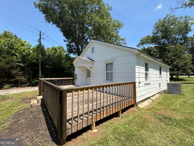 1511 W Poplar Street, Griffin, GA 30224