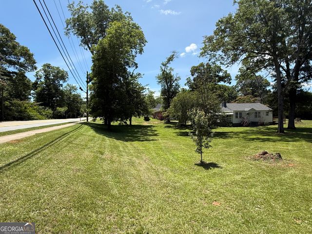 1511 W Poplar Street, Griffin, GA 30224