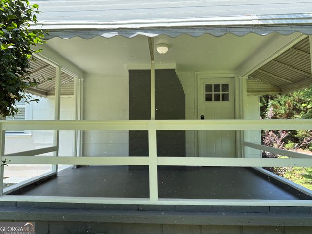 1511 W Poplar Street, Griffin, GA 30224