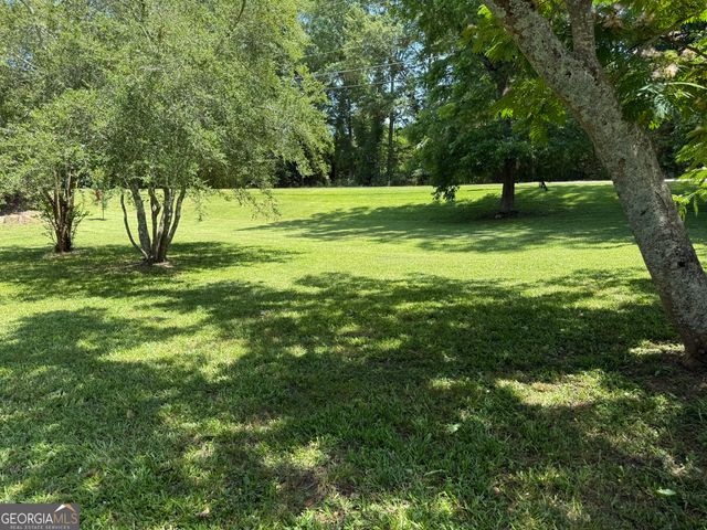 1511 W Poplar Street, Griffin, GA 30224