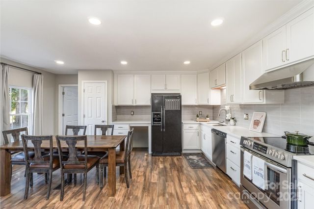 1022 Van Gogh Drive SW, Concord, NC 28027