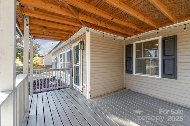 1022 Van Gogh Drive SW, Concord, NC 28027