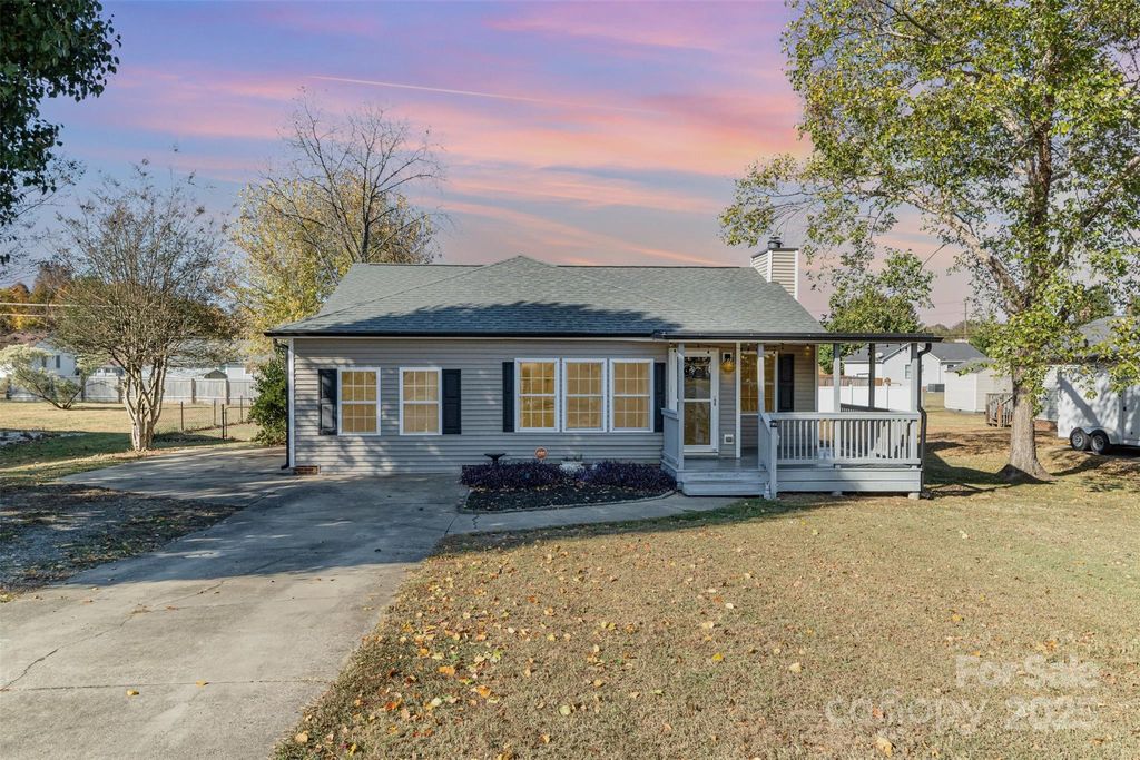 1022 Van Gogh Drive SW, Concord, NC 28027