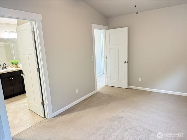 5023 Black Rock Loop SE, Olympia, WA 98501
