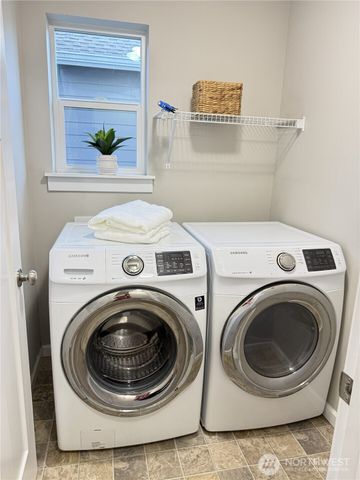 5023 Black Rock Loop SE, Olympia, WA 98501