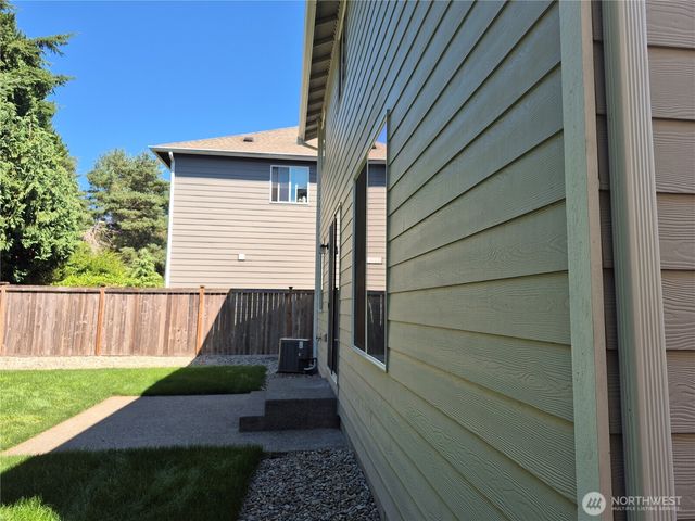 5023 Black Rock Loop SE, Olympia, WA 98501