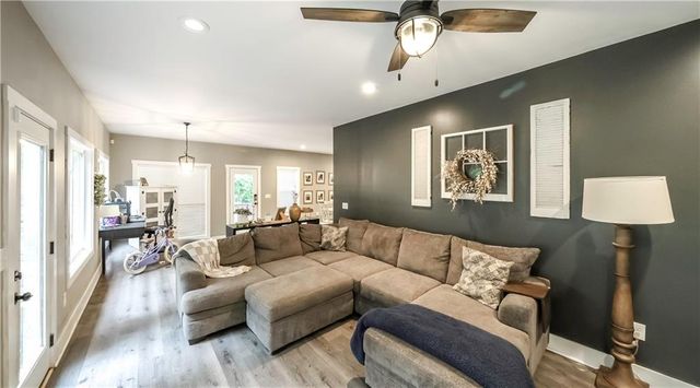 406 Mill Run Drive, Bremen, GA 30110