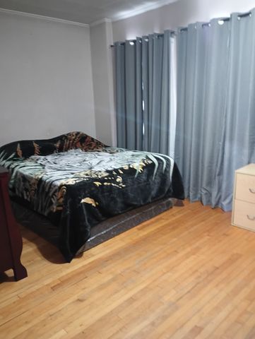 3534 W Le Moyne Street, Chicago, IL 60651