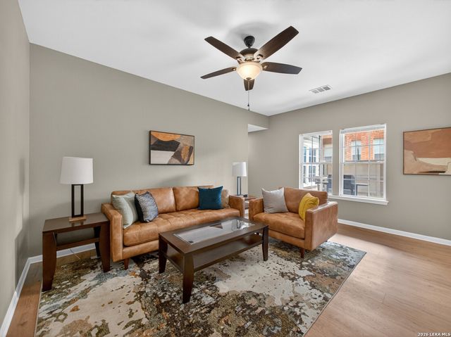 83 Chapel Hill Circle UNIT 83, San Antonio, TX 78240