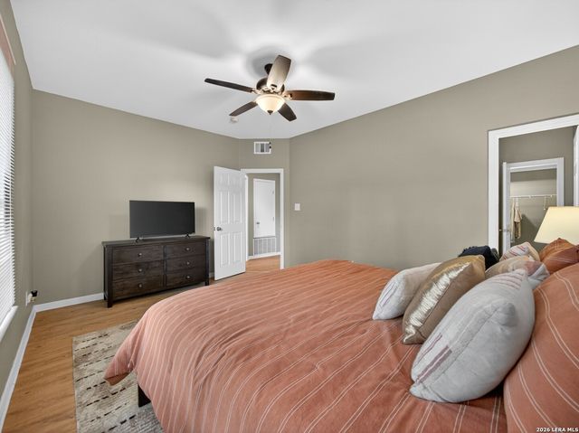 83 Chapel Hill Circle UNIT 83, San Antonio, TX 78240