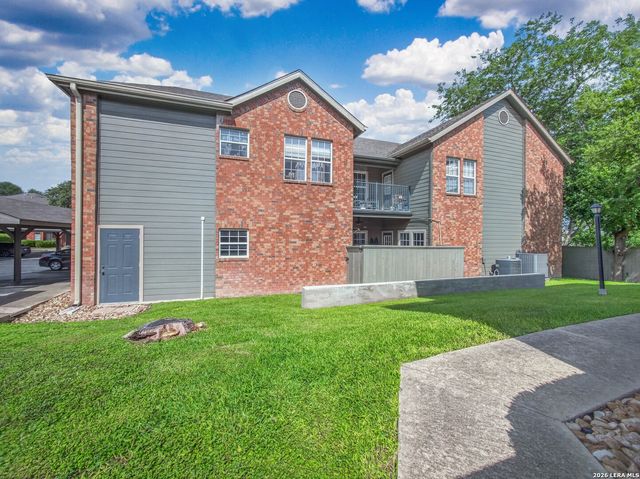 83 Chapel Hill Circle UNIT 83, San Antonio, TX 78240