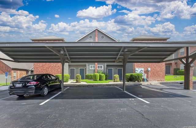 83 Chapel Hill Circle UNIT 83, San Antonio, TX 78240