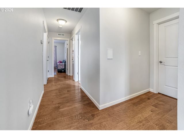 5304 Ne 66TH Dr, Vancouver, WA 98661