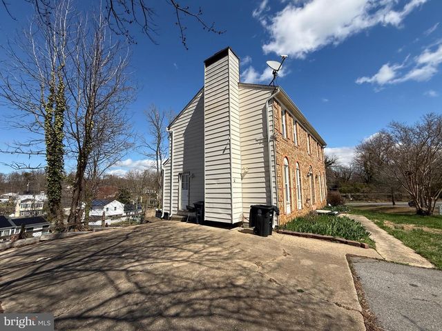 803 BLUFFWOOD CT, Fort Washington, MD 20744