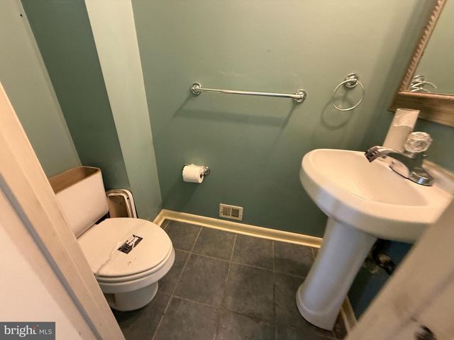 803 BLUFFWOOD CT, Fort Washington, MD 20744