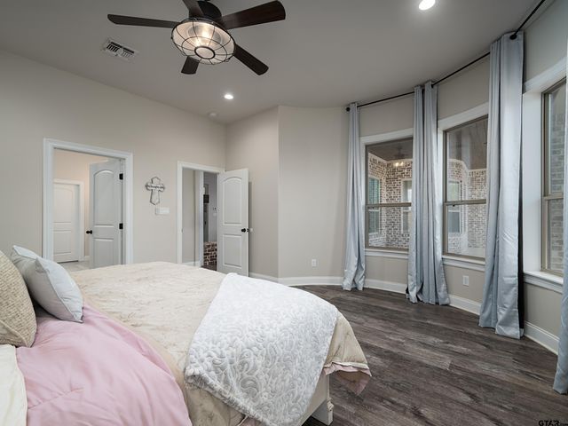 261 Heritage Way, Bullard, TX 75757