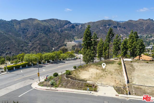 1405 El Bosque Court, Pacific Palisades (los Angeles), CA 90272