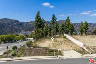 1405 El Bosque Court, Pacific Palisades (los Angeles), CA 90272