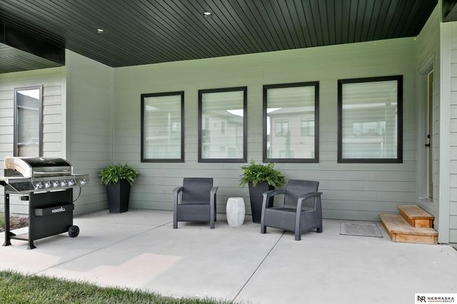 8819 Appaloosa Lane, Lincoln, NE 68520