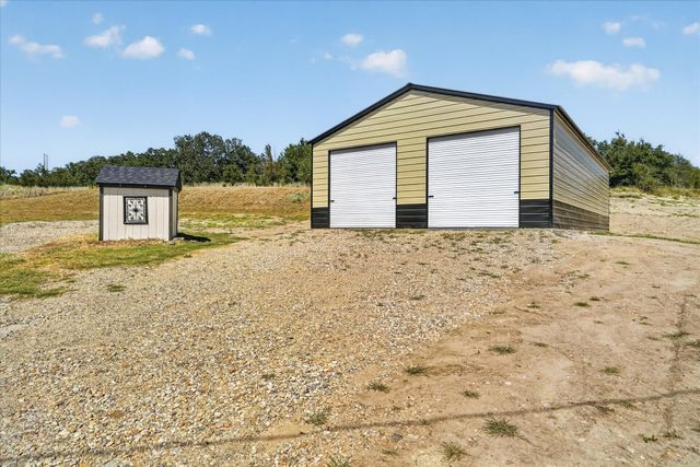 130 R And R Drive, Springtown, TX 76082