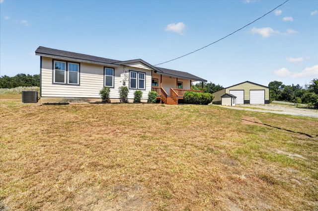 130 R And R Drive, Springtown, TX 76082