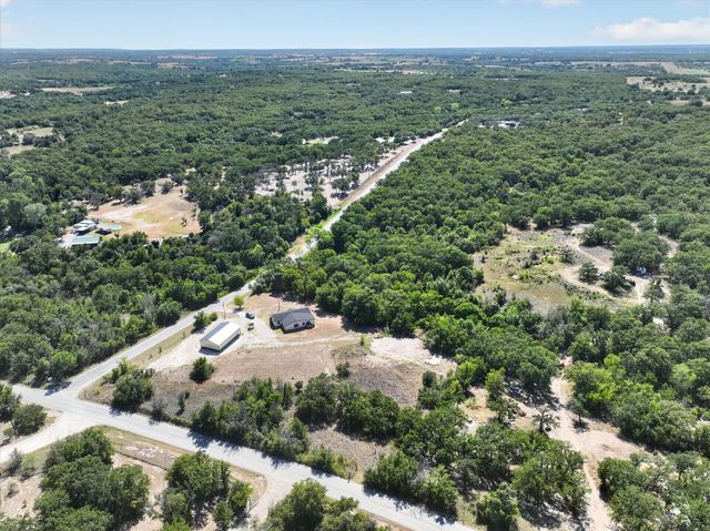 130 R And R Drive, Springtown, TX 76082