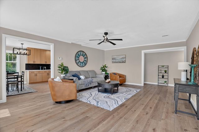 130 R And R Drive, Springtown, TX 76082
