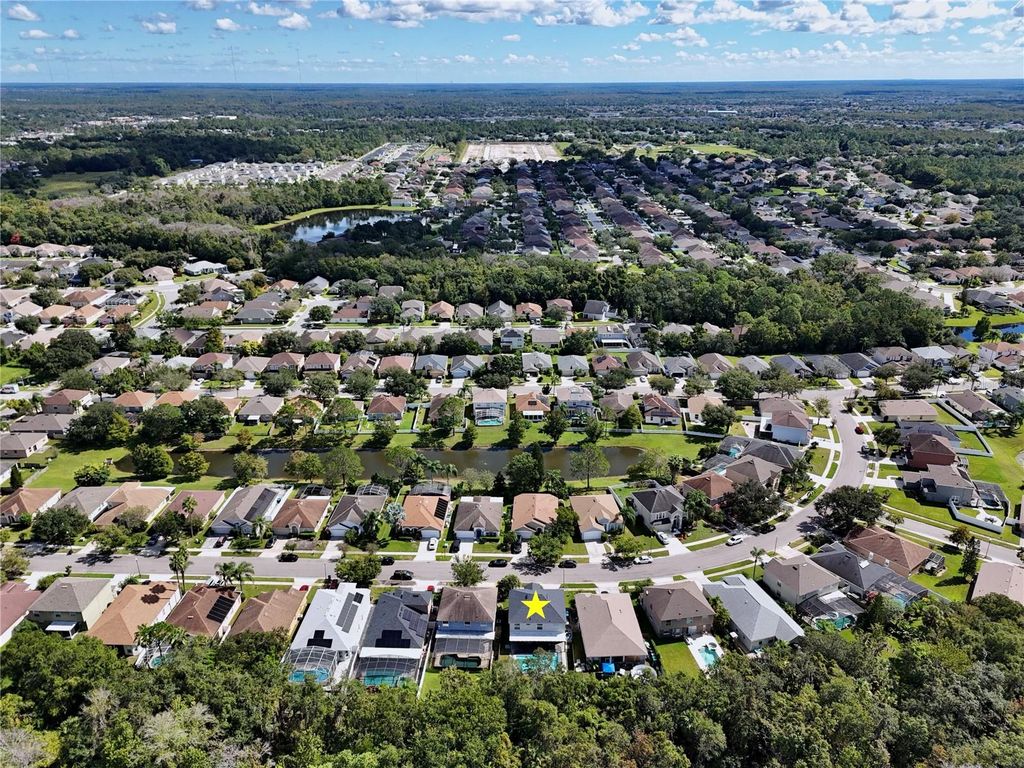 Image 44 of property listing at 856 JADE FOREST AVENUE, Orlando, FL 32828