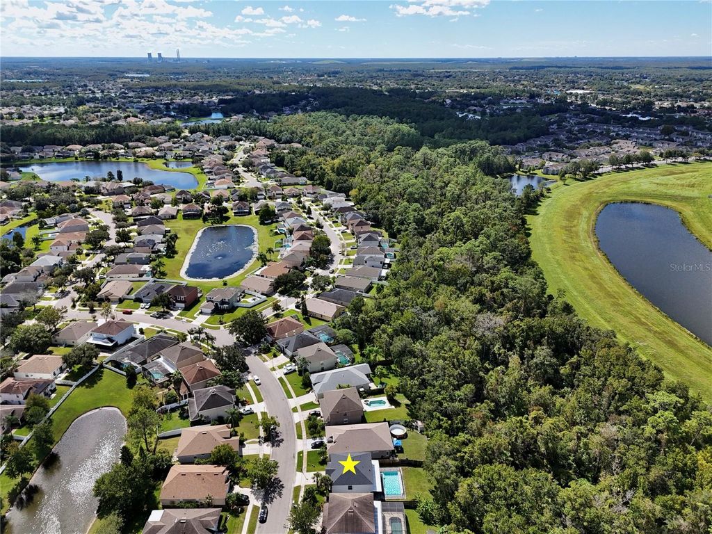 Image 45 of property listing at 856 JADE FOREST AVENUE, Orlando, FL 32828