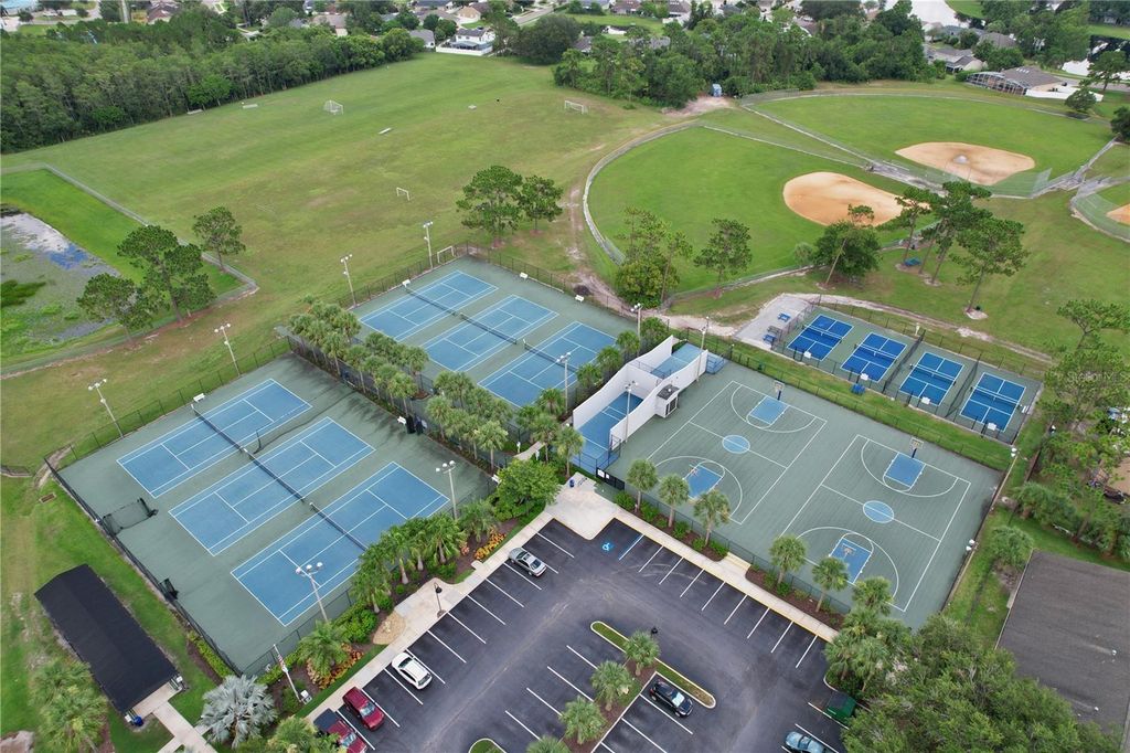 Image 54 of property listing at 856 JADE FOREST AVENUE, Orlando, FL 32828