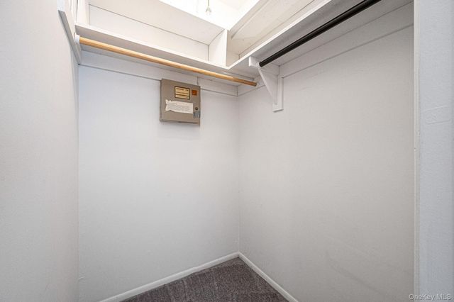 29 Stanford Court, Wantagh, NY 11793