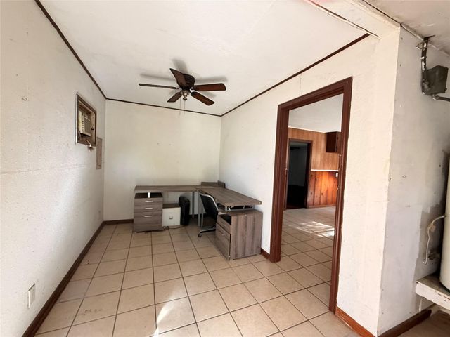 1521 15th Avenue N, Texas City, TX 77590