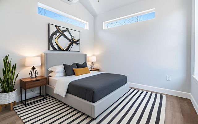 1130 Spur ST A, Austin, TX 78721