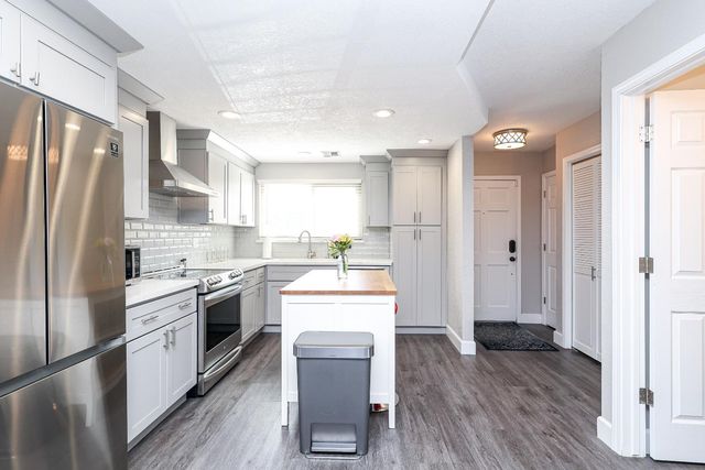 3036 Andre Ln, Turlock, CA 95382