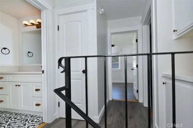 28159 Robin Ave, Saugus, CA 91350