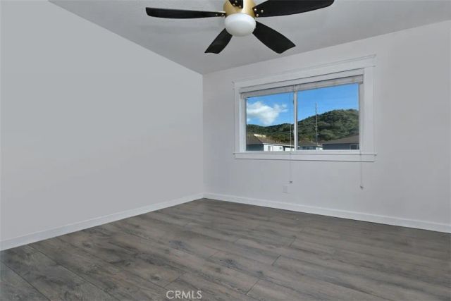28159 Robin Ave, Saugus, CA 91350