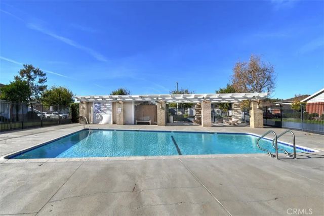 28159 Robin Ave, Saugus, CA 91350